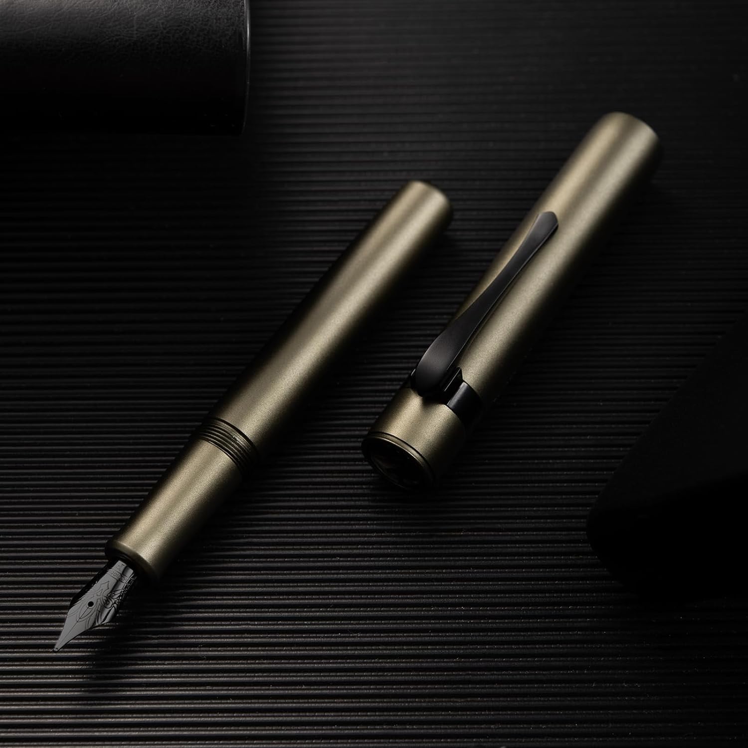 Hongdian M2 Mini Fountain Pen,Aluminium Short Pocket Travel Pen