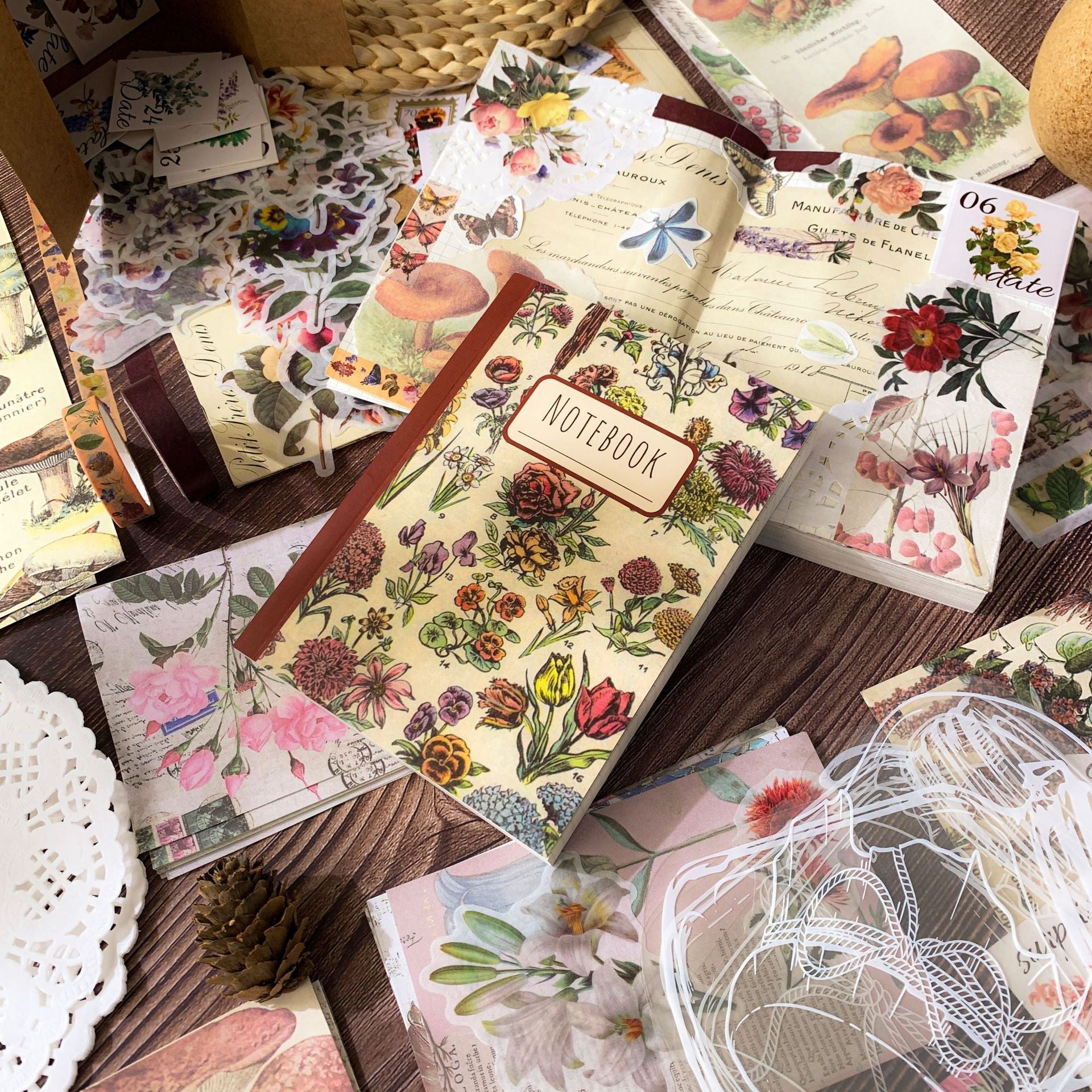 265 PCS Vintage Flower Scrapbook Kit with A6 Notebook