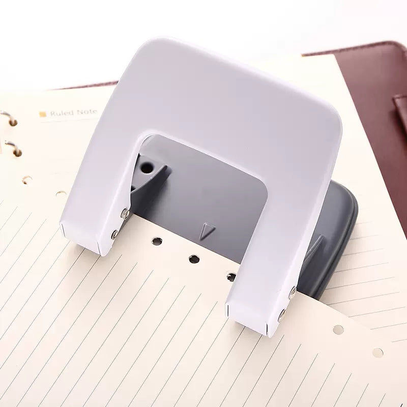 Deli 2 Hole Punch for 20 Sheets Paper