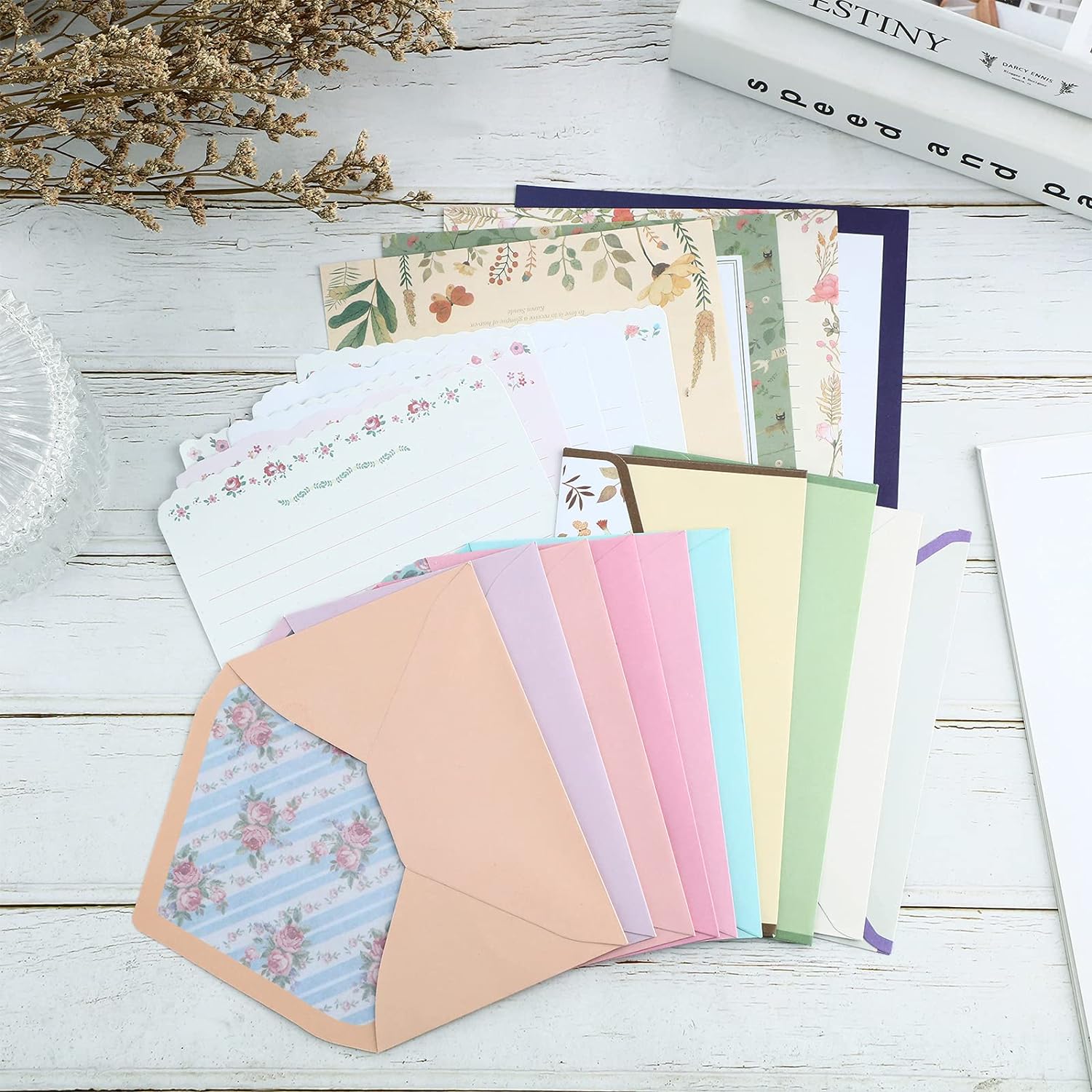 72Pcs Stationery Paper and Envelopes Set Vintage Floral Letter Writing